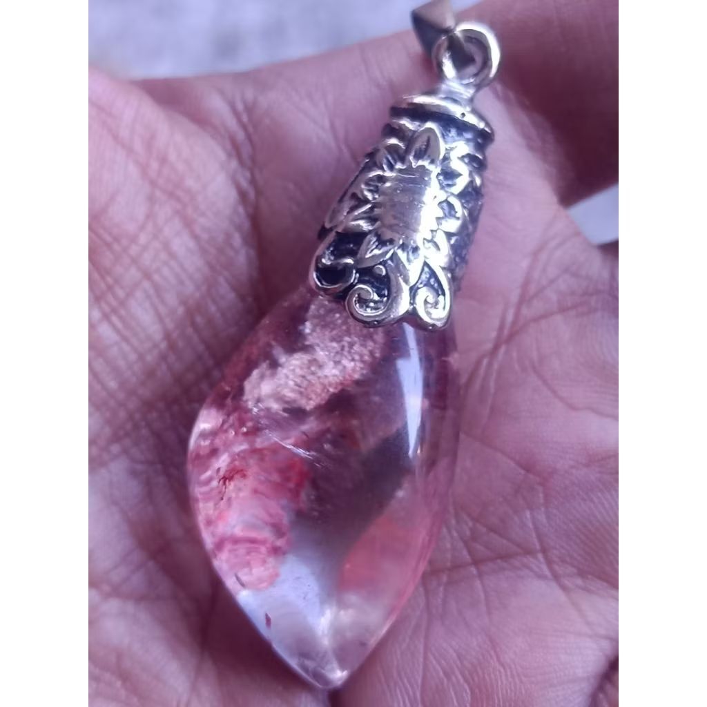 liontin batu kecubung karang