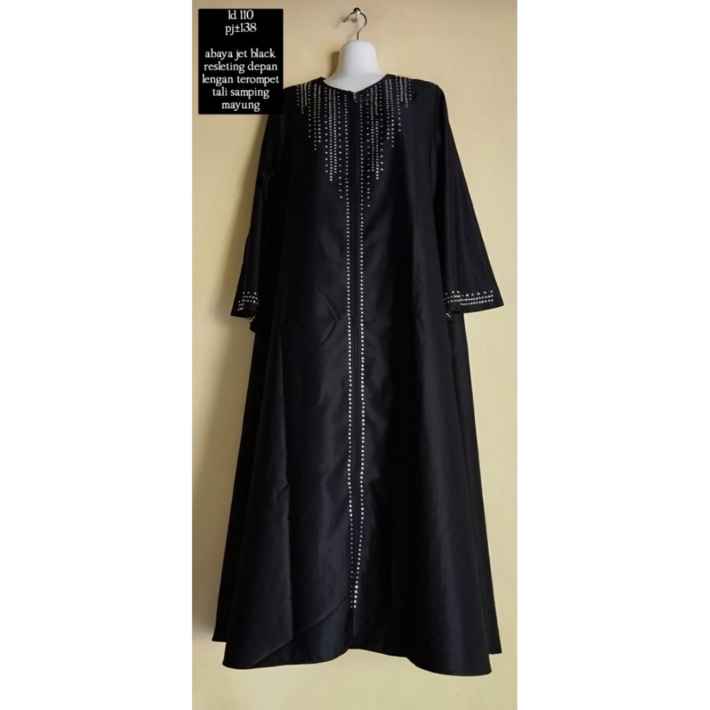 abaya swarovski