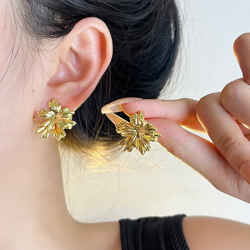 Anting Stud Bunga Mewah Warna Emas 2 Layer Depan dan Belakang (Takota 106)