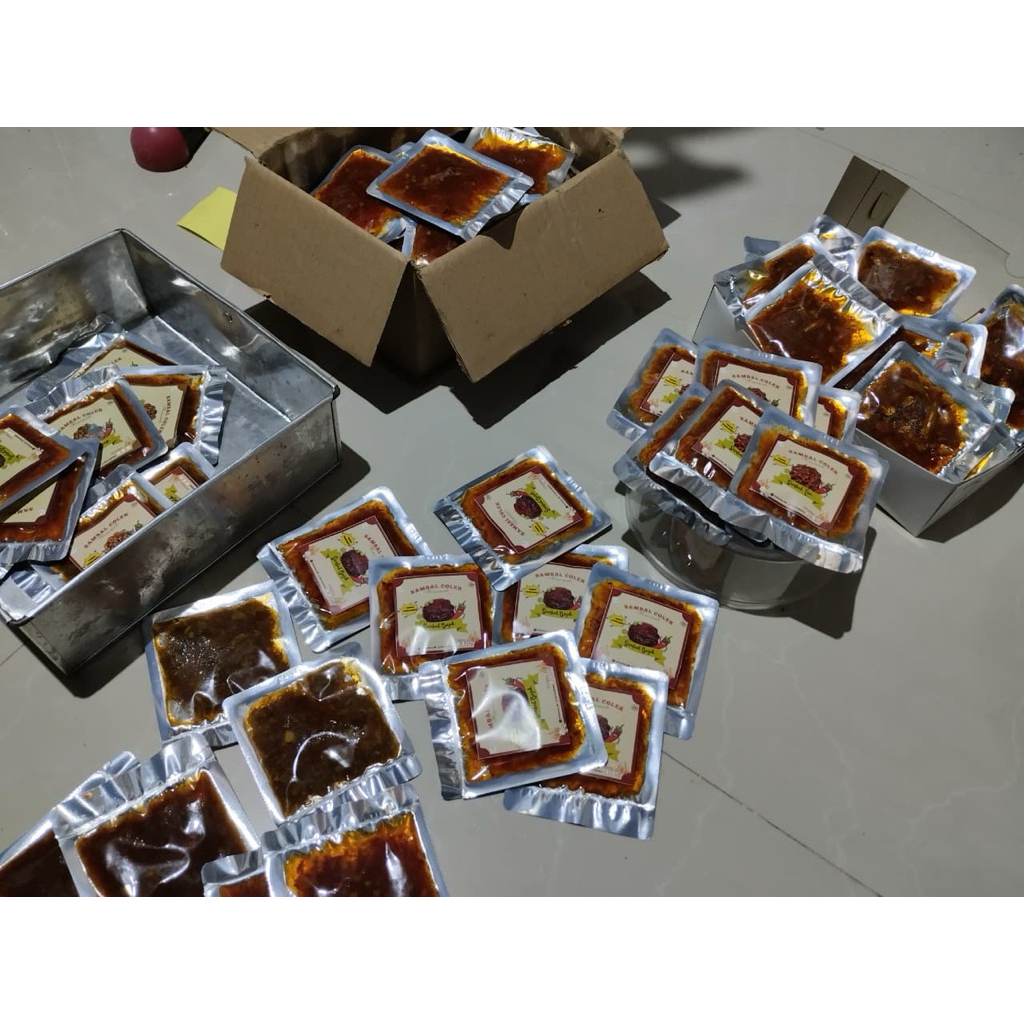 

Baruuuuu,,,,,, Sambal Colek Homemade. Tersedia berbagai varian