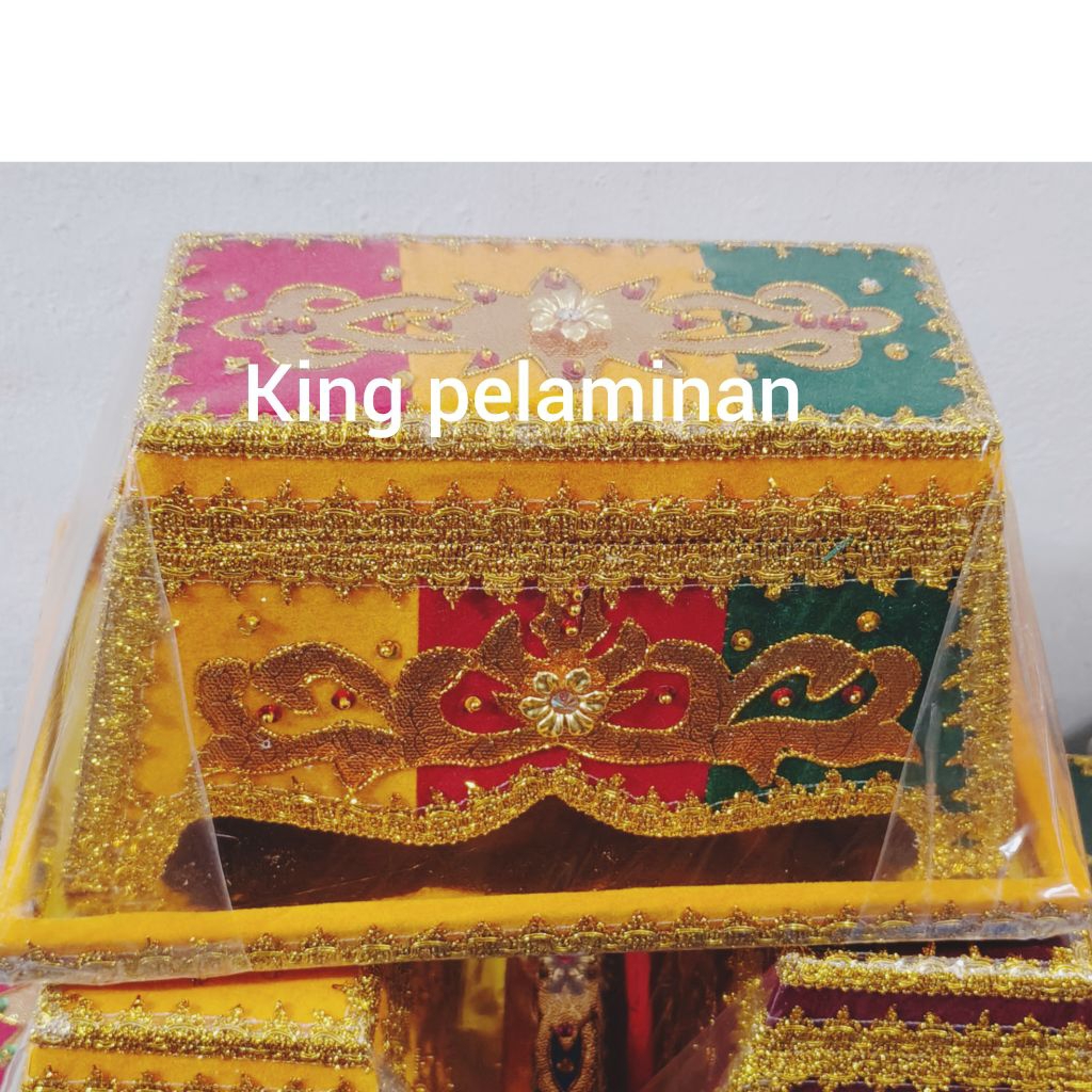 tepak sirih/tepak melayu.