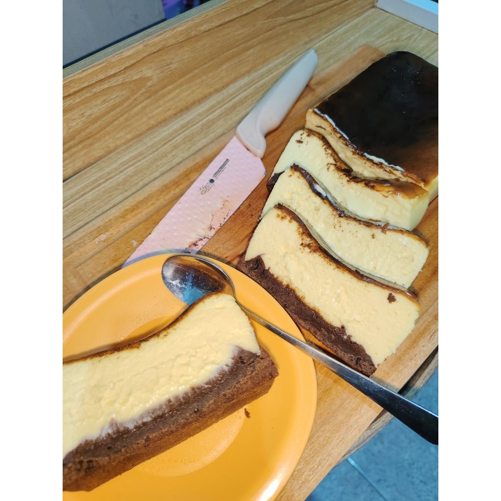 

Brownies Burnt Cheesecake