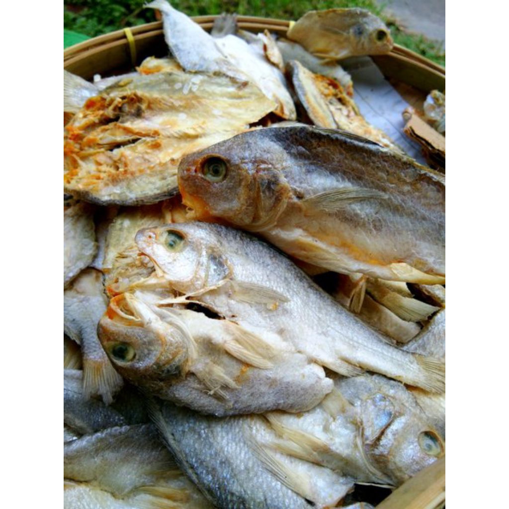

Ikan Asin Belah