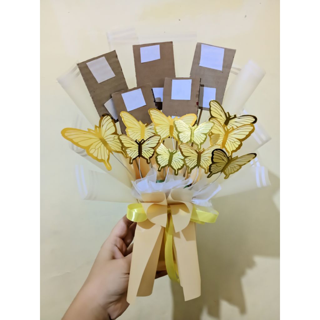 

BUKET SNACK ISI 5 SLOT KOSONGAN/BUKET KUPU KUPU