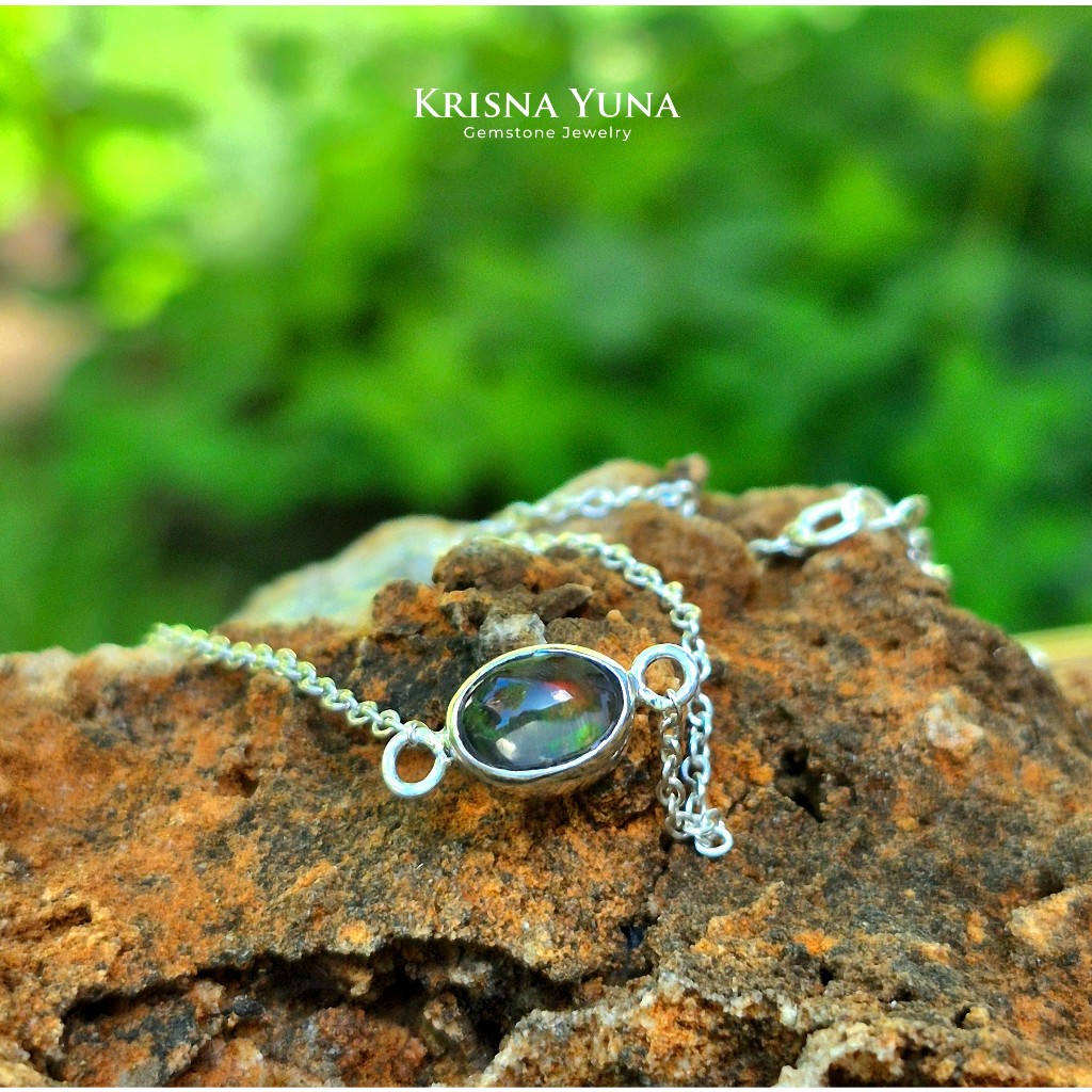 Natural Ethiopian White Opal Bracelet