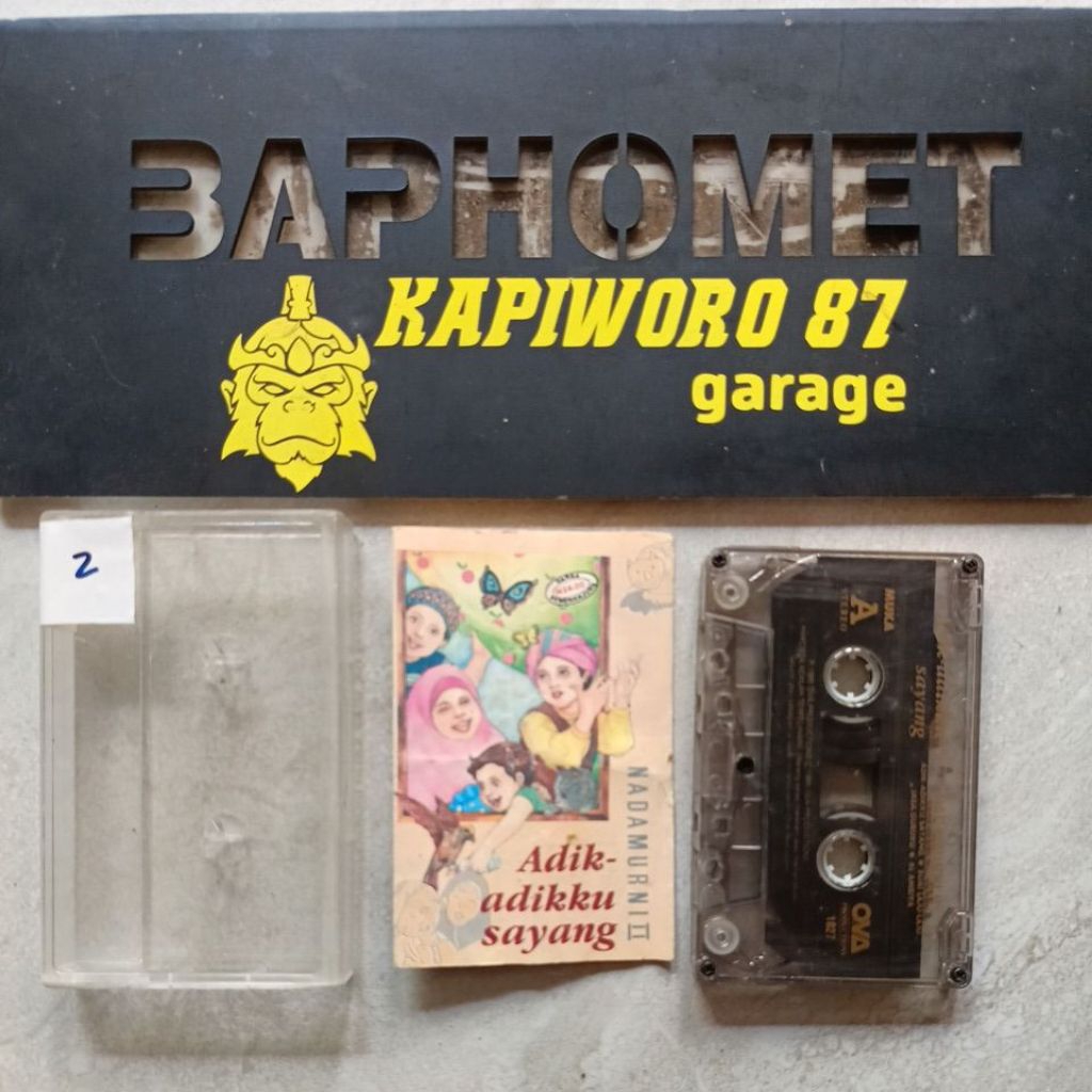 kaset pita,,,NADAMURNI II,,Adik-adikku sayang