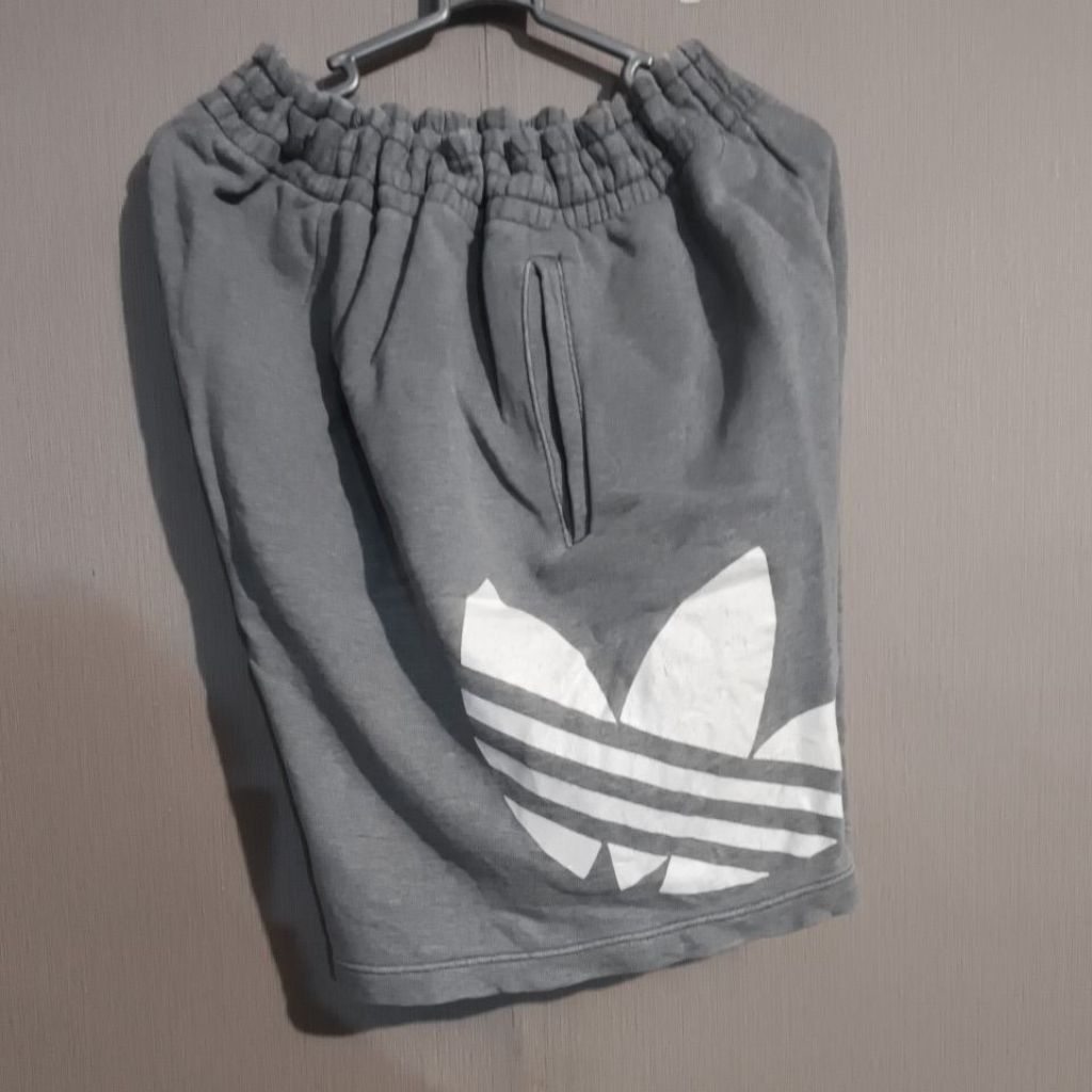 celana adidas grey nyantai second original