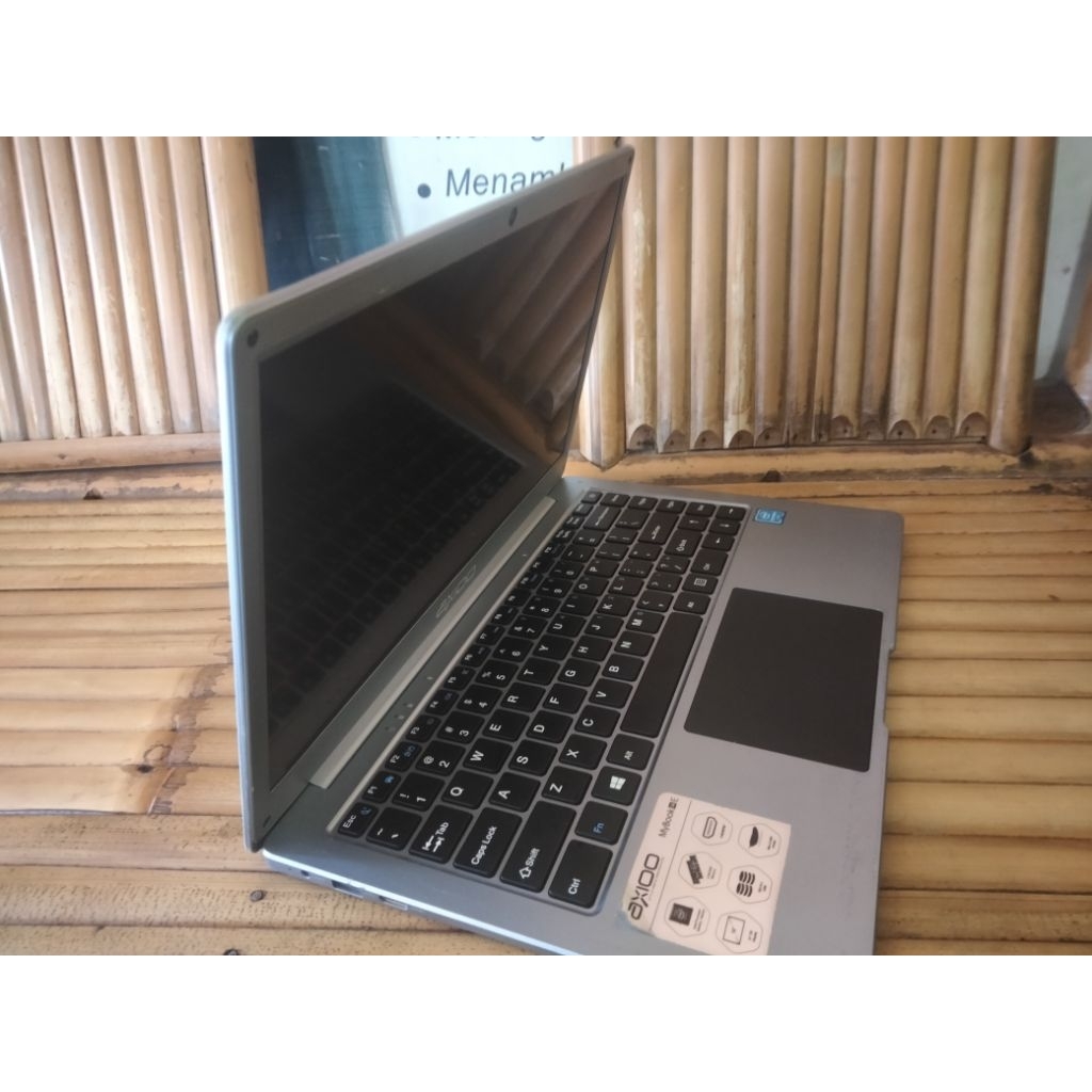 Axioo mybook 14e/Intel n4000/ram4gb/SSD 128gb /14slim mantap  siap pake