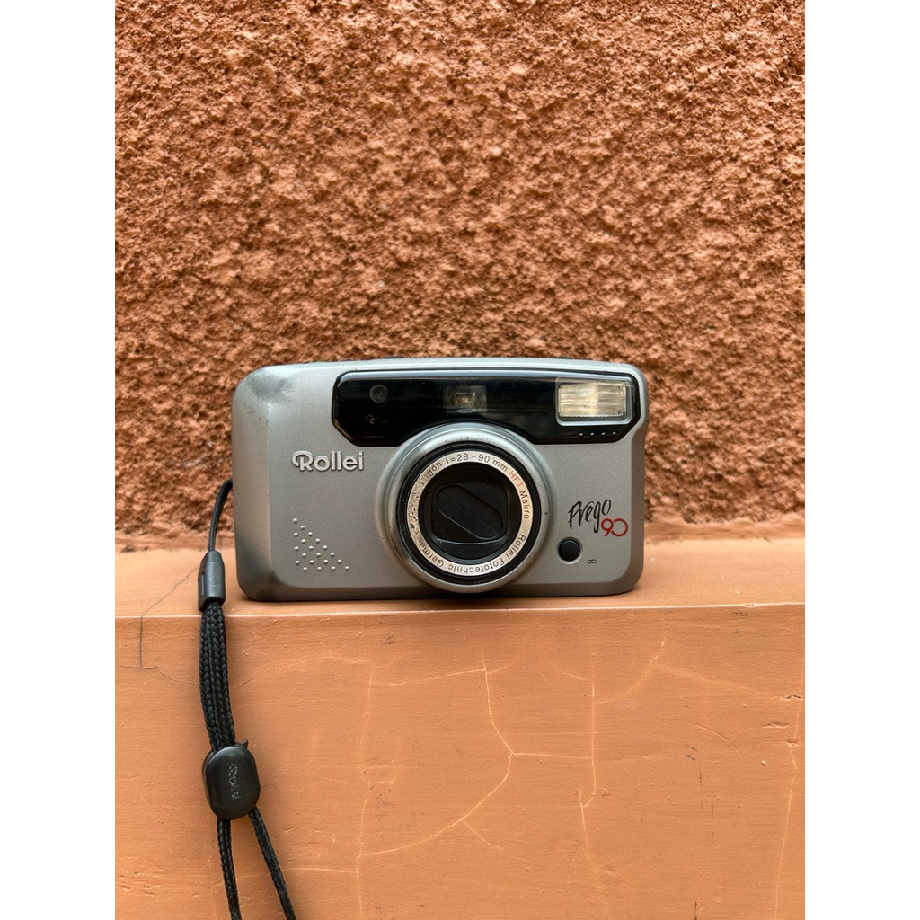 KAMERA ANALOG ROLLEI PREGO 90