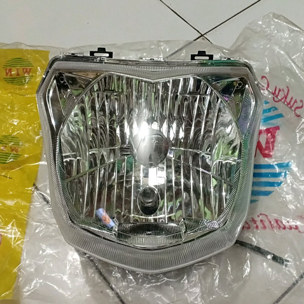 [OJOL] WIN - Reflektor Lampu Depan Vixion 2012/New NVL