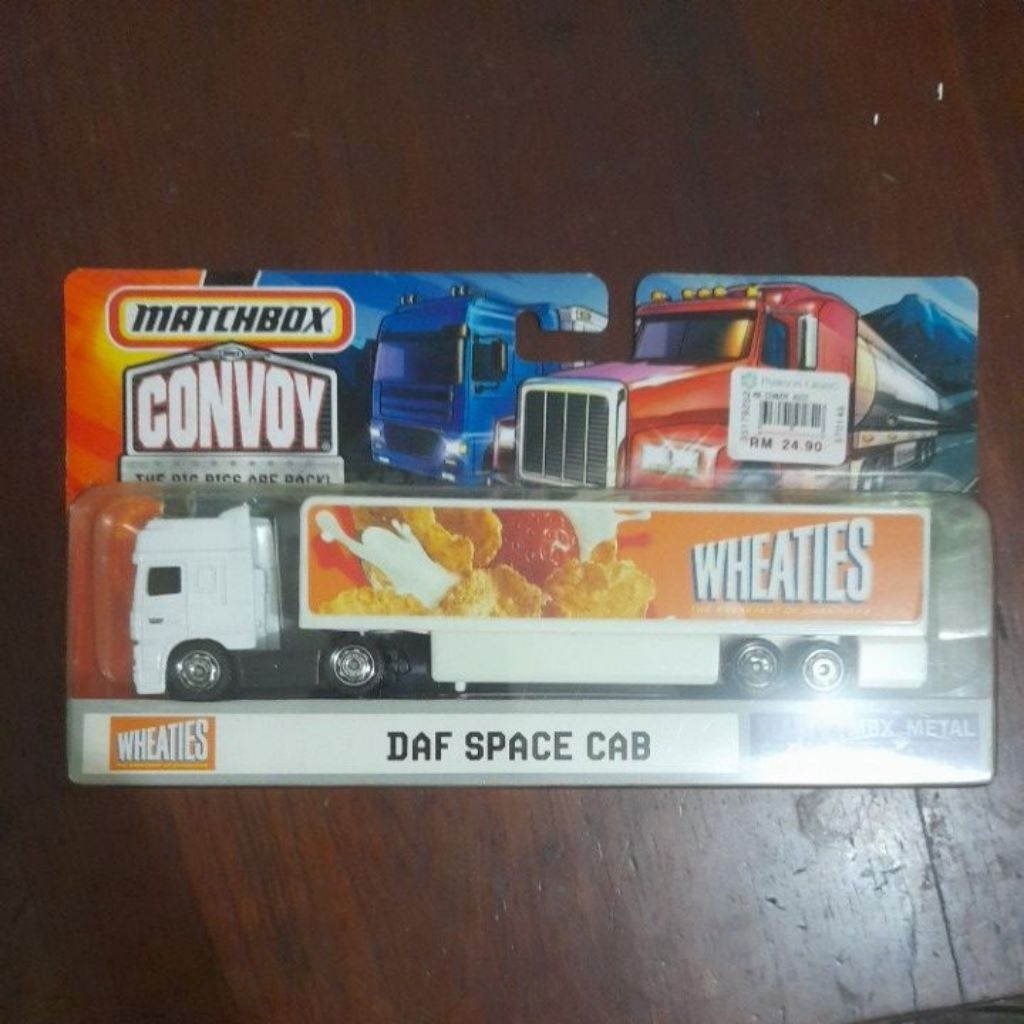 MATCHBOX CONVOY DAF SPACE CAB WHEATIES