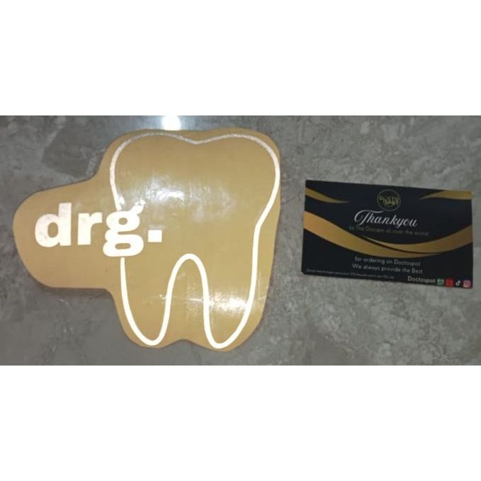 

Stiker drg. / drg / tooth / teeth / gigi / Fakultas Kedokteran Gigi bisa custom warna dan ukuran silakan chat admin