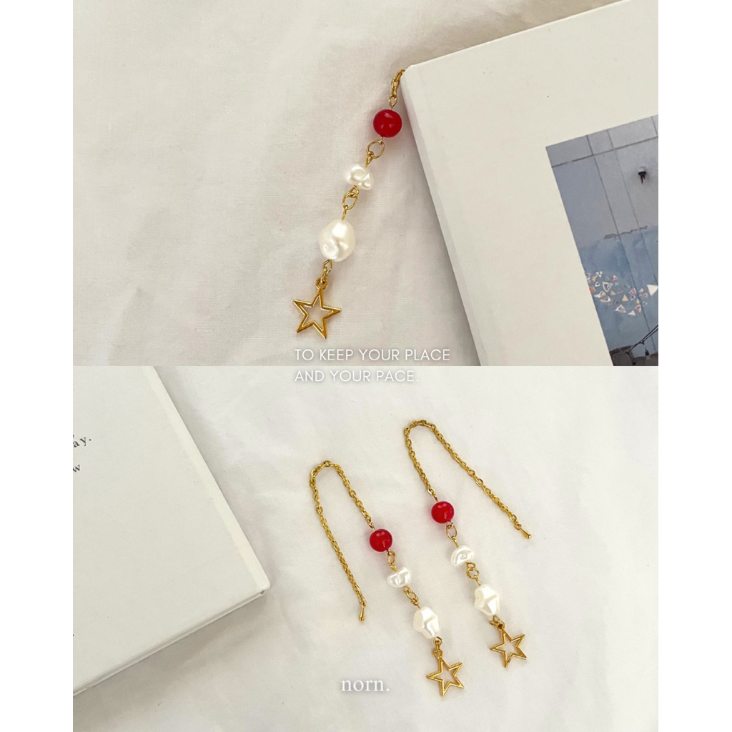 

Bookmark Gold Merah Elegan Vintage