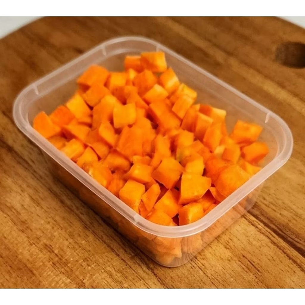 

Wortel potong dadu..