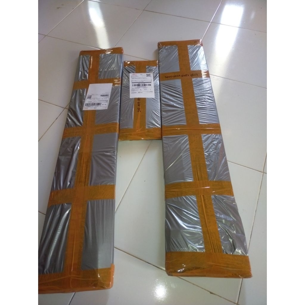

kardus packing berhadiah 1,3 full mutif