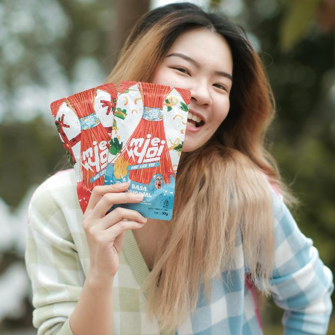

Mie Lidi Cemilan Viral Kekinian - Isi 50gr Kualitas Premium