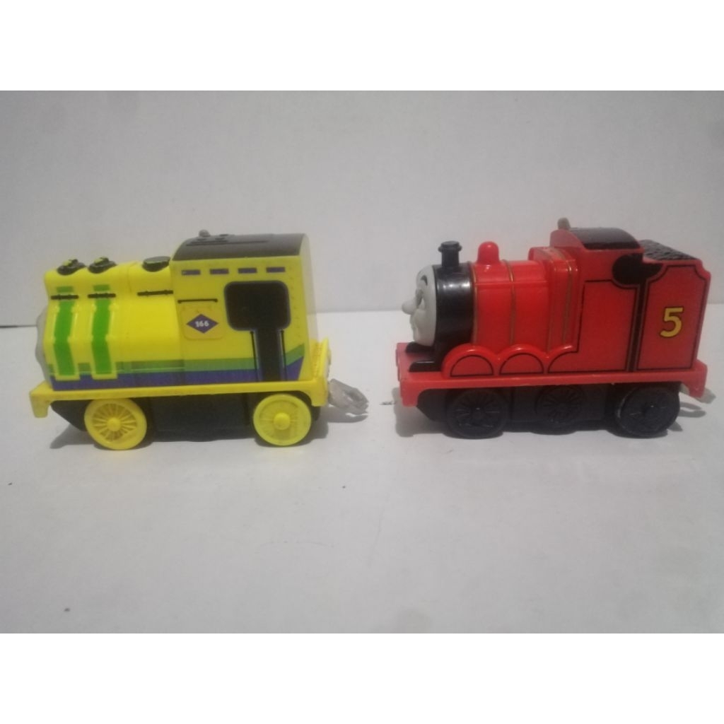 kereta thomas and friends raul dan james elektrik on ori mattel