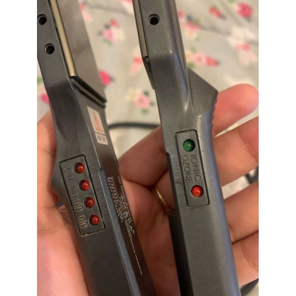 Catokan Rambut Amara Plat Ion