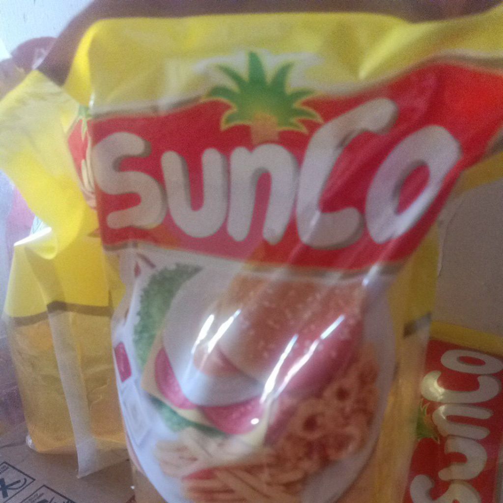 

Minyak goreng Sunco 2Liter TERMURAH.