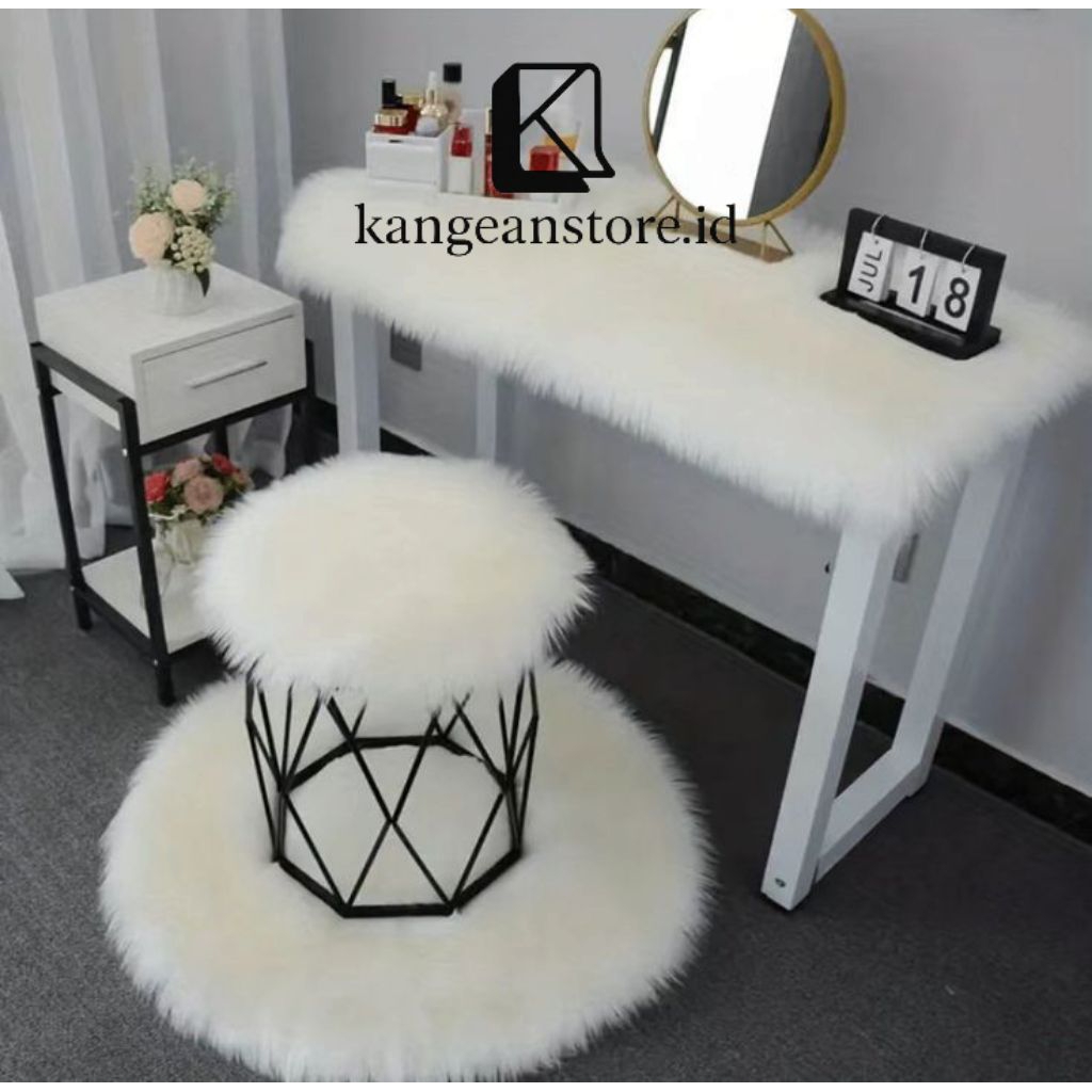 Taplak meja bulu korea 50x100cm Taplak bulu korea putih estetik