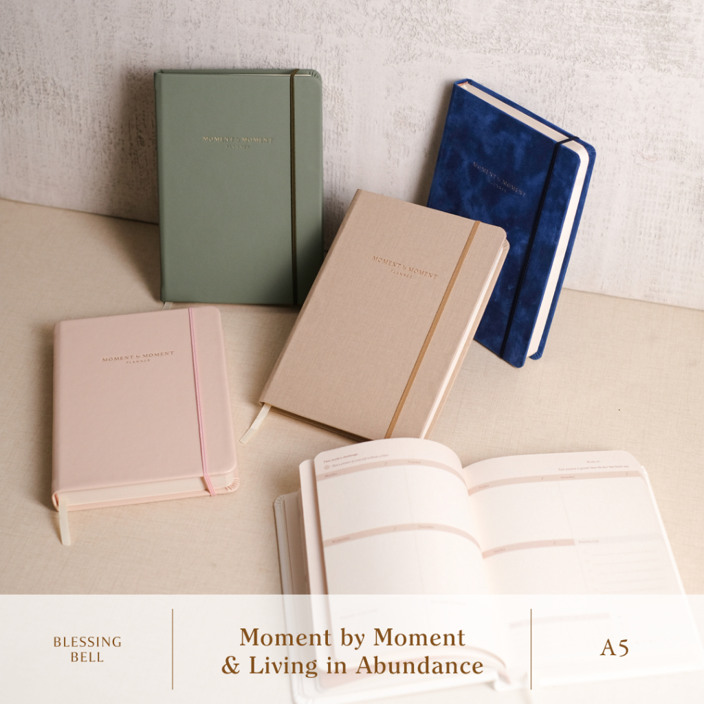 

[NEW COLOR] Blessing Bell Undated Signature Planner | Moment by Moment