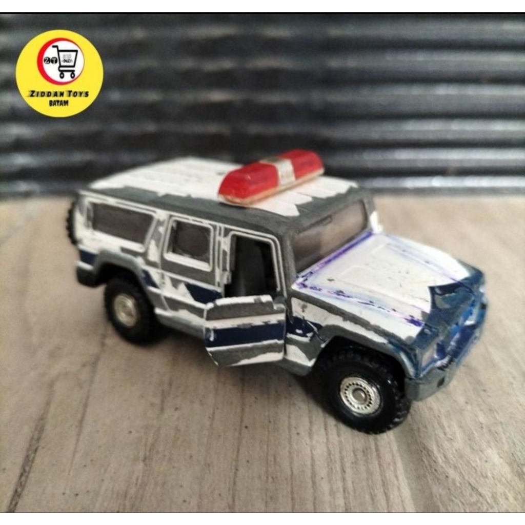 Diecast Tomica Toyota Mega Cruiser