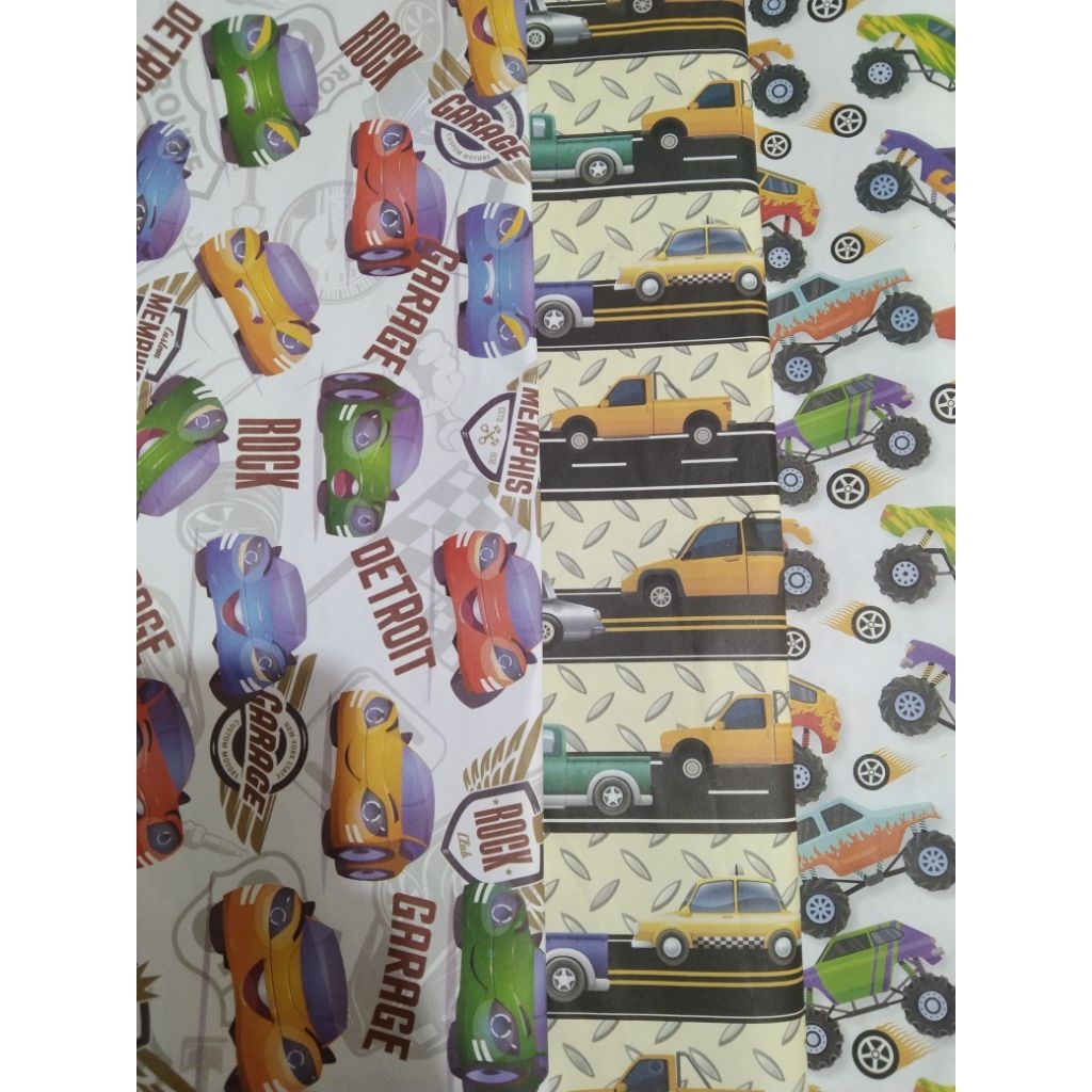 

Kertas kado 60×50cm