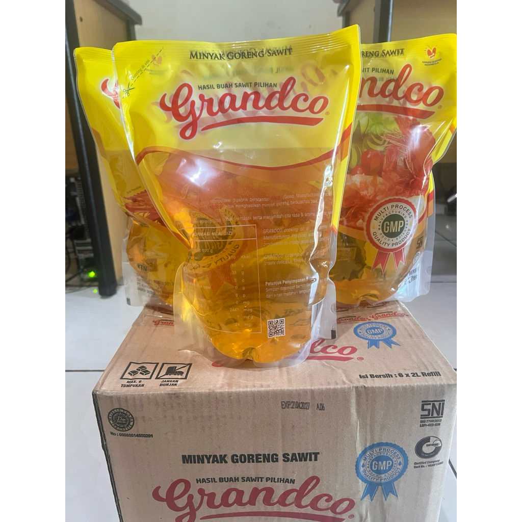 

Minyak Goreng Kemasan Grandco 2 Liter Isi 6 Pcs