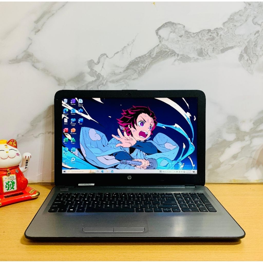 Hp Notebook Pavilion 15 Intel core i7 gen 7 Ram 8 GB HDD 1TB DUAL VGA