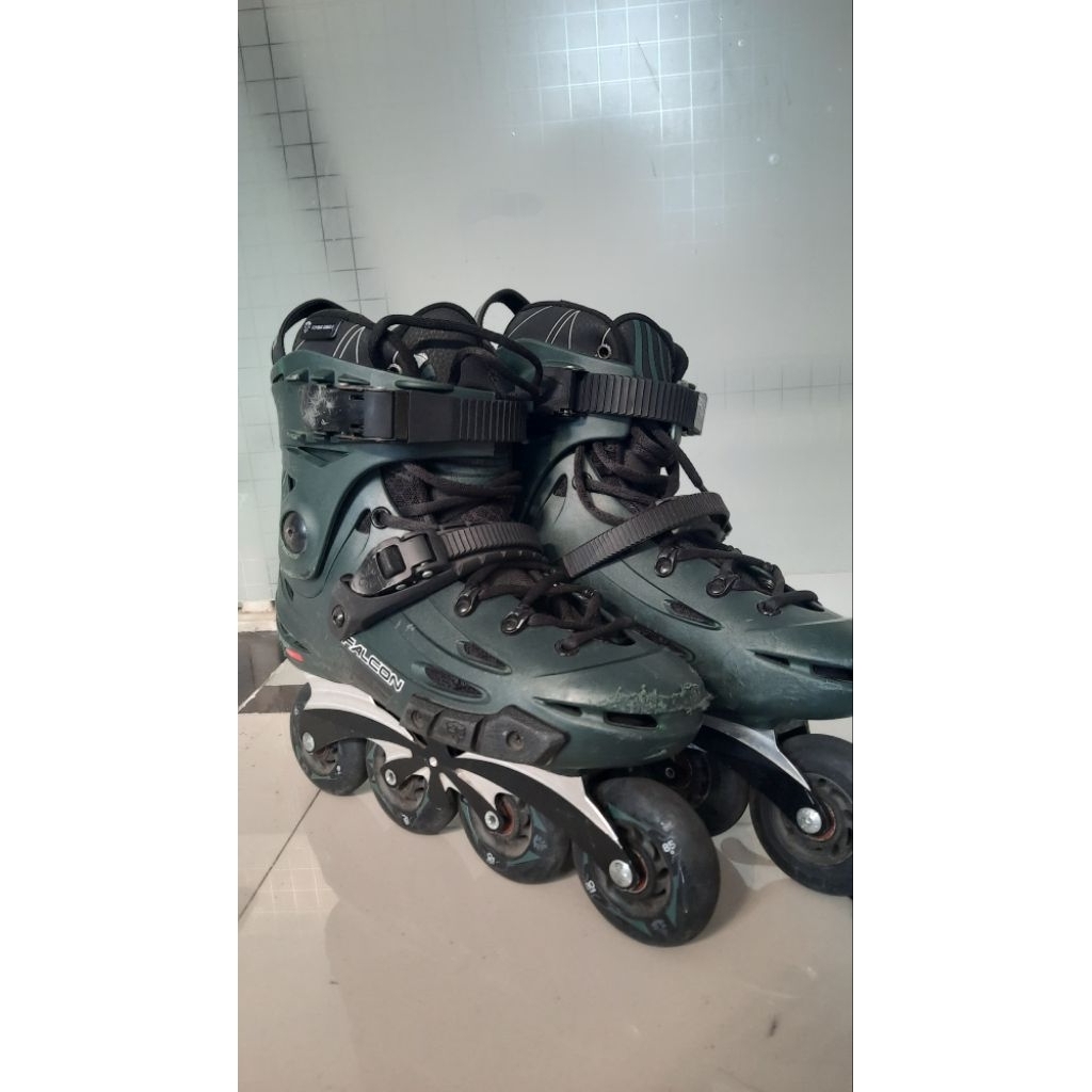 Sepatu Roda Inline Skate Second Jarang Dipakai