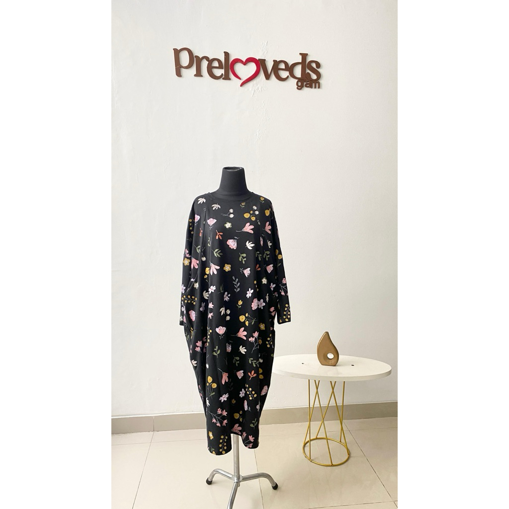 Brand fashion - Preloved Artis dan Selebgram