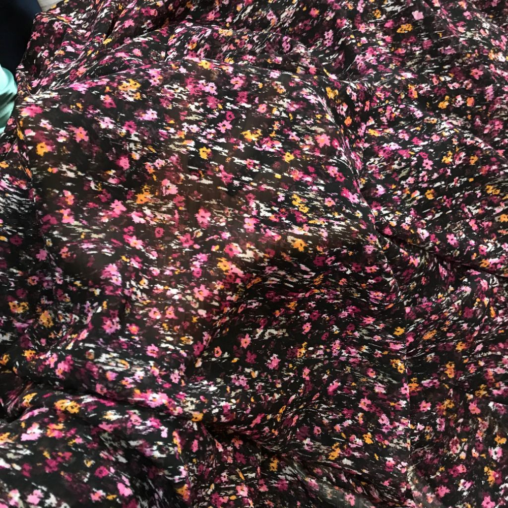 kain sifon yoryu motif bunga ~ kain ceruty baby doll motif bunga ~ kain sifon meteran