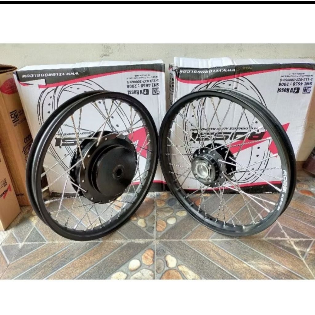 sepaket velg set rossi  140 - 140 x 17 tromol set jari2 suzuki new spin dan skyweve berikut setel
