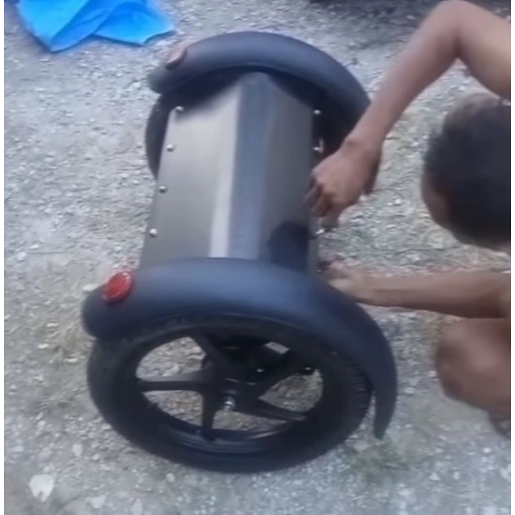 Rangka roda 3 motor metic dan manual penggerak 2 roda gardan