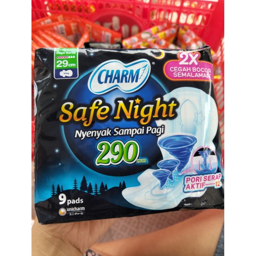 Pembalut Charm Night Panjang 29cm