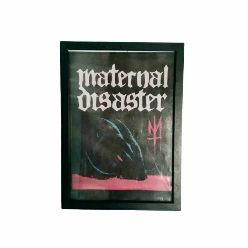 Pigura poster Maternal disaster