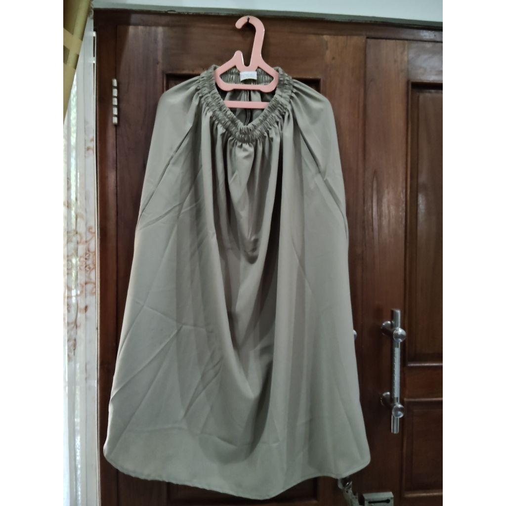 preloved rok bahan Polyester warna khaki