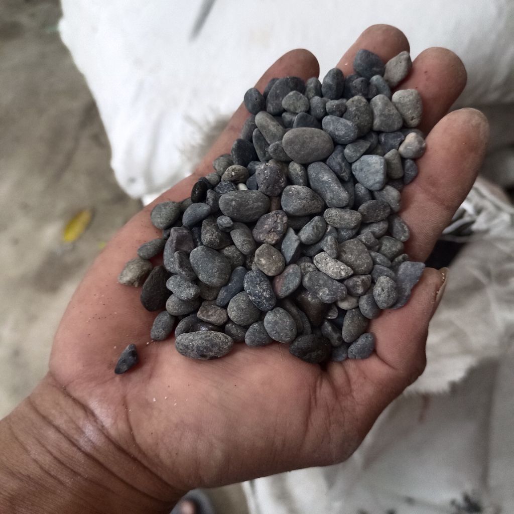 Batu Ares Hitam Garut 1kg / Batu Alam Hitam / Batu Garut / Batu Cor Sikat / Batu Taman / Aquarium / 