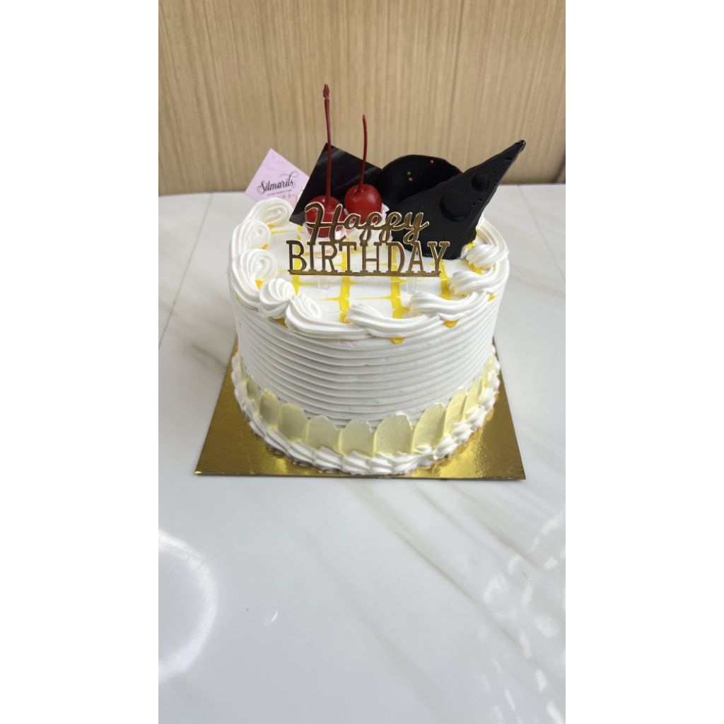 

BLACKFOREST ELEGAN WHITE UK 15