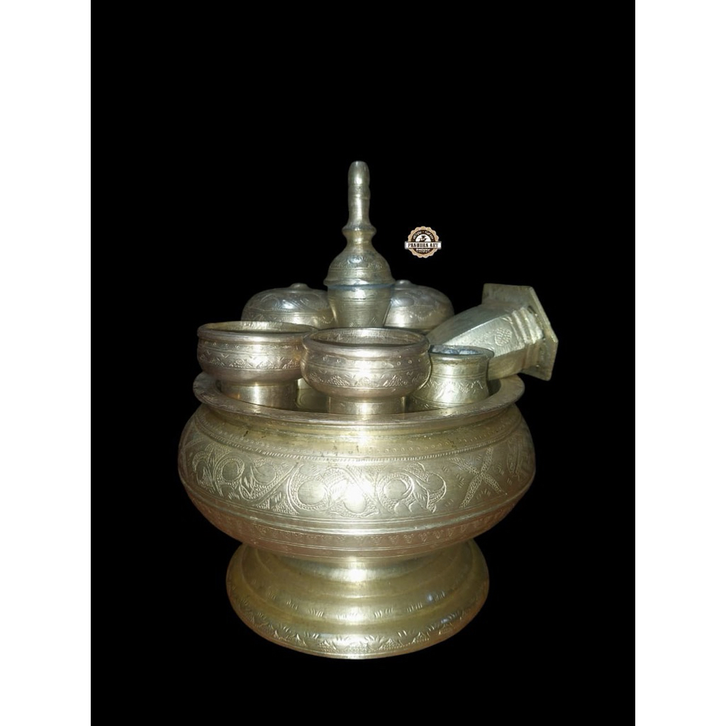 Kinangan bokor ukir kuningan lawas