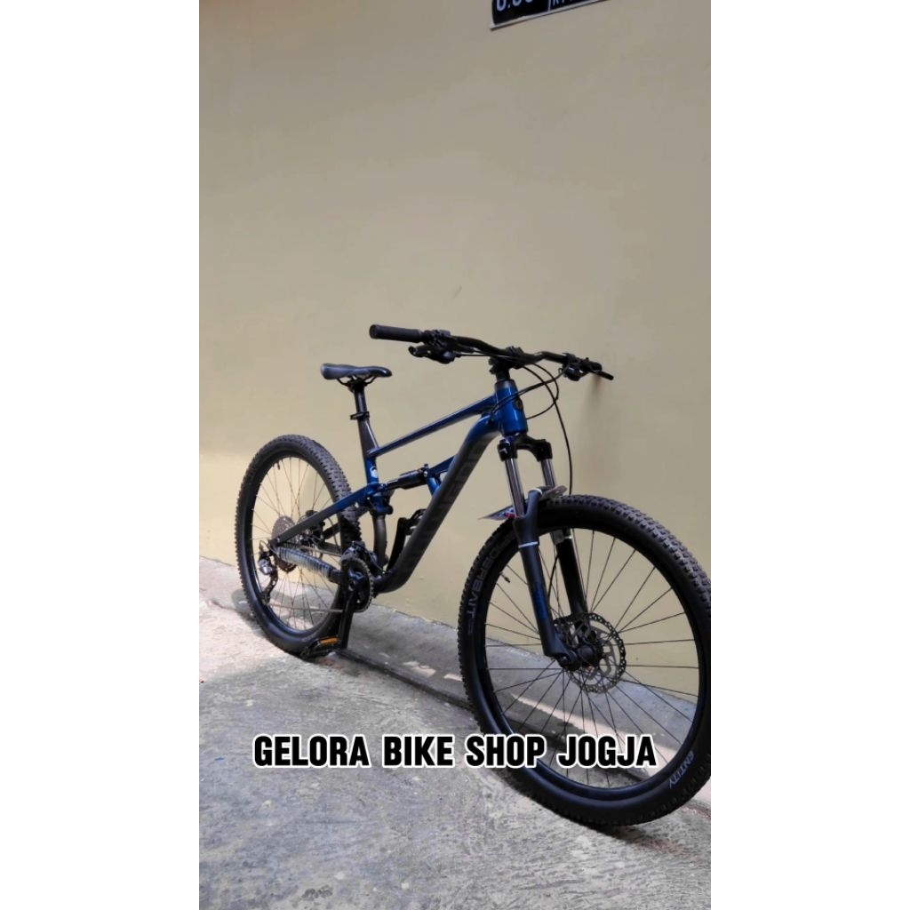 Sepeda Polygon siskiu D5 LE size L 27,5