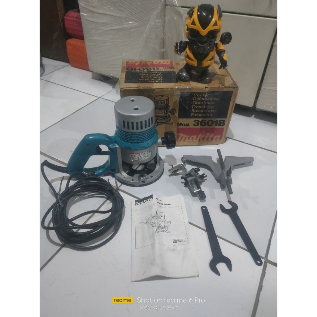 mesin router teko makita 3601B