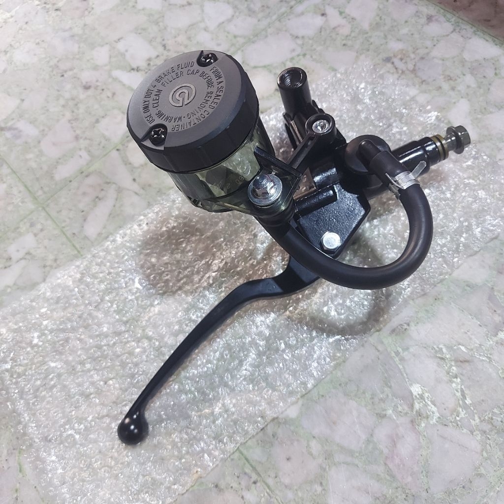 MASTER REM TABUNG KANAN KIRI MOTOR PCX/NMAX  UNIVERSAL