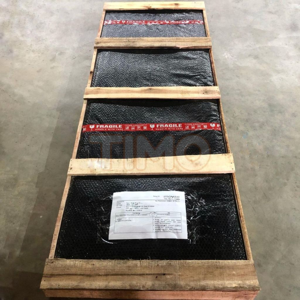 

Packing Kayu + Polyfoam + Bubble Wrap untuk Cargo Pintu