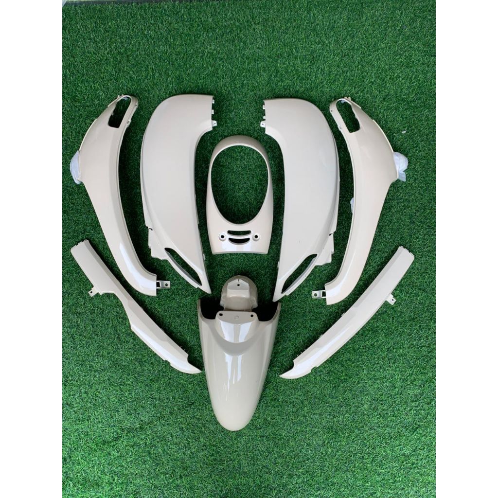 full set body halus Scoopy fi 2013-2016 cream