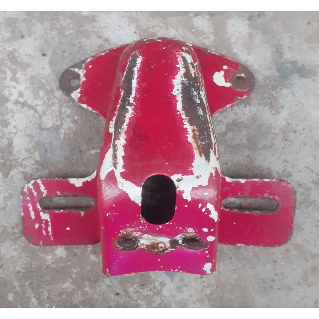 Dudukan lampu belakang honda cb100/cb125, s90/s90z, s110/benly original second