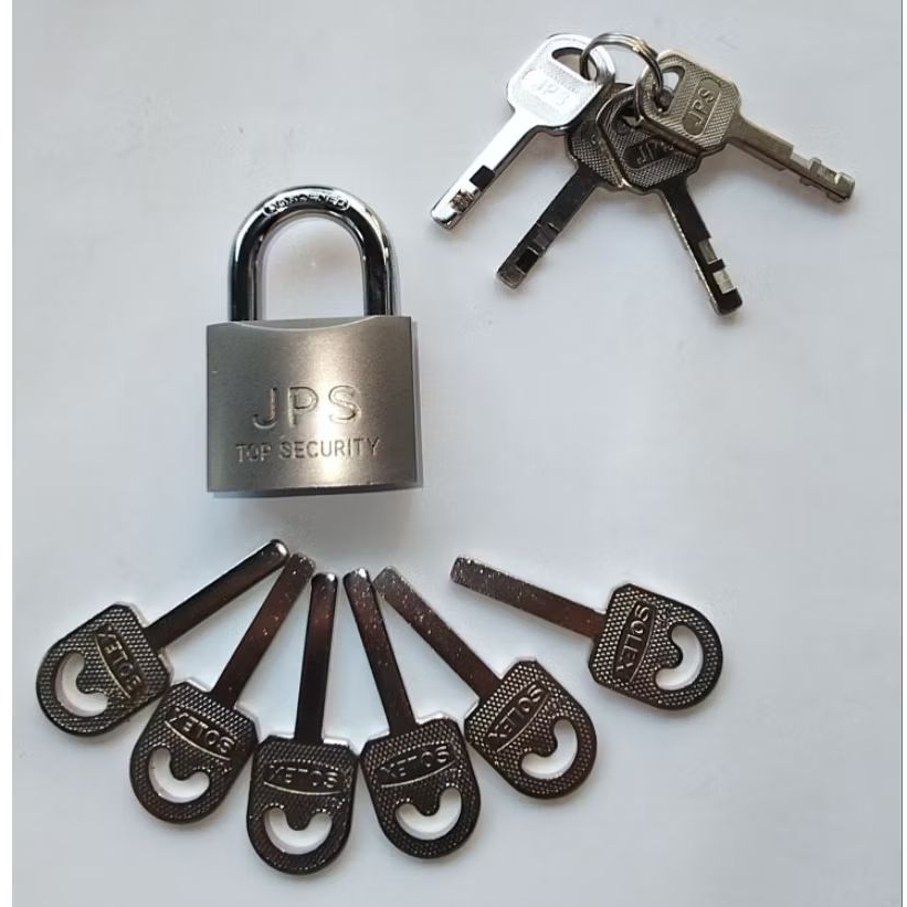 Gembok 40mm dengan 6 anak Kunci Tambahan