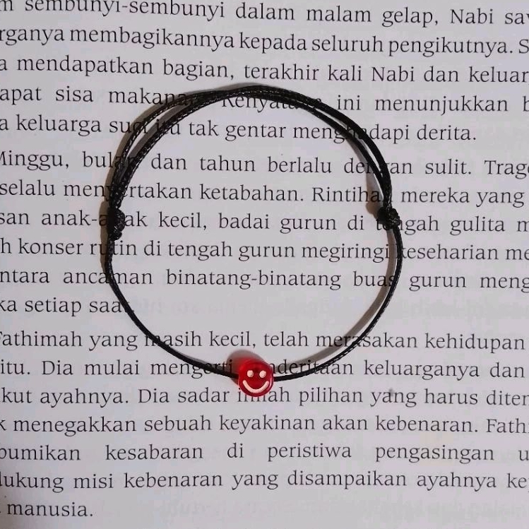 Gelang tali Korea/gelang serut/gelang cowok/gelang cewek/gelang Korea/gelang smile/gelang hitam