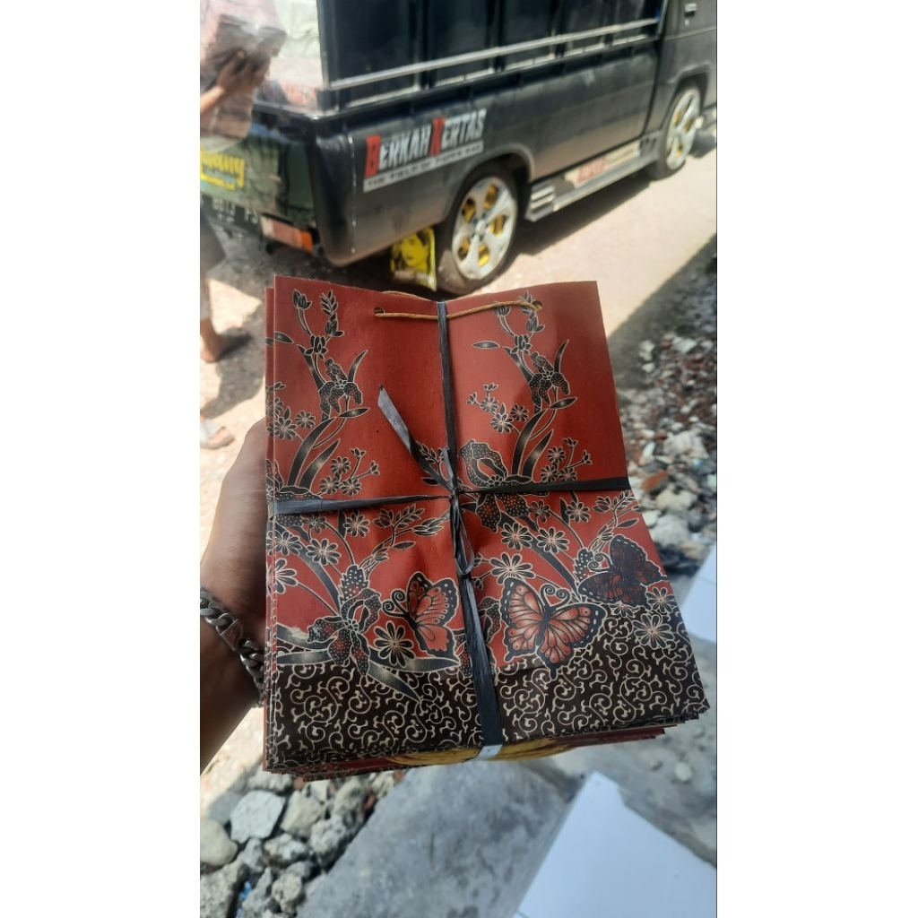 

paper bag motif murah 17x5x22 paperbag murah paper bag serepsi paper bag asul asul