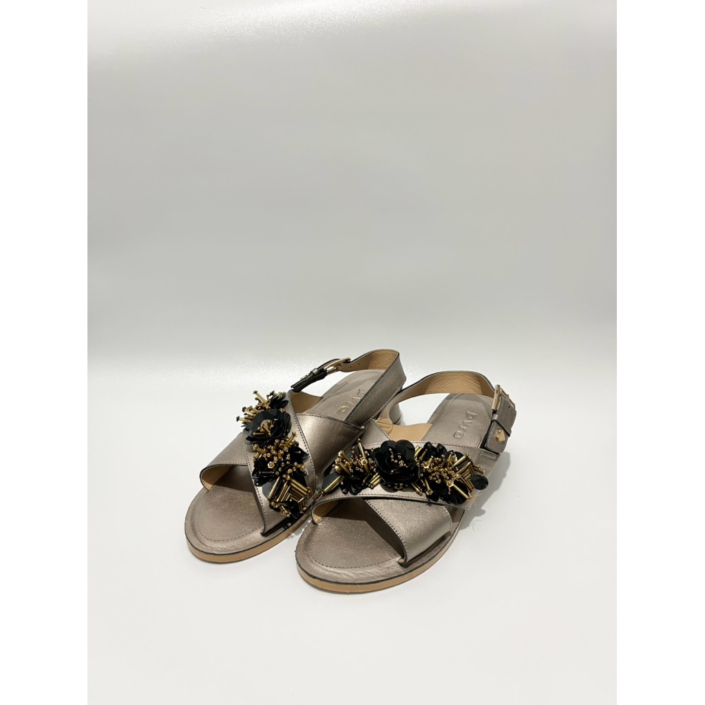 Preloved Pvra Cavva Heels Bronze 39